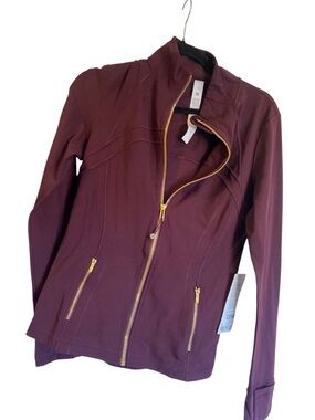NWT Lululemon define jacket BLACK PLUM/GOLD Size 10